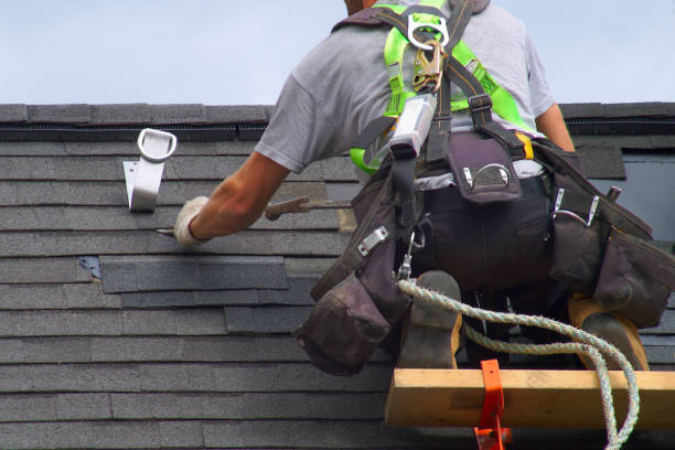 Best Roof Gutter Cleaning  in Coffeyville, KS
